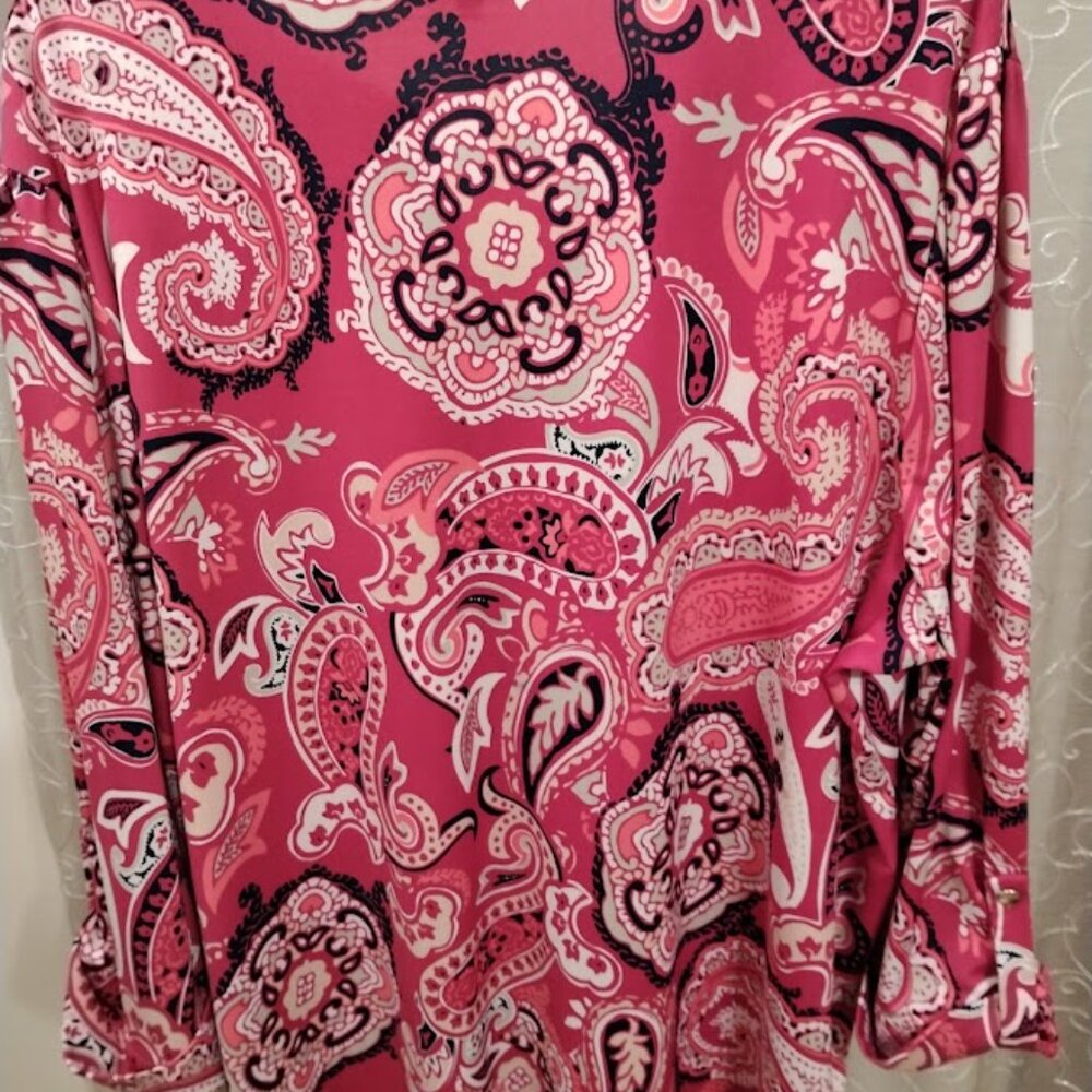 Ava & Grace Woman Paisely Top in Size 3X - Picture 9 of 12